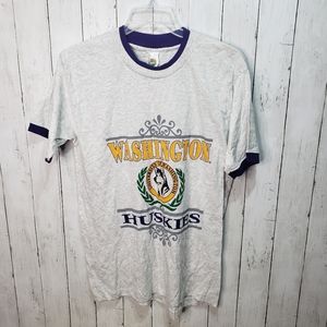 Vintage Deadstock NWT Washington Huskies T-shirt Size Large. UW
